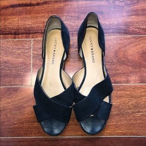 Lucky Brand Peep Toe Cross Front Flats